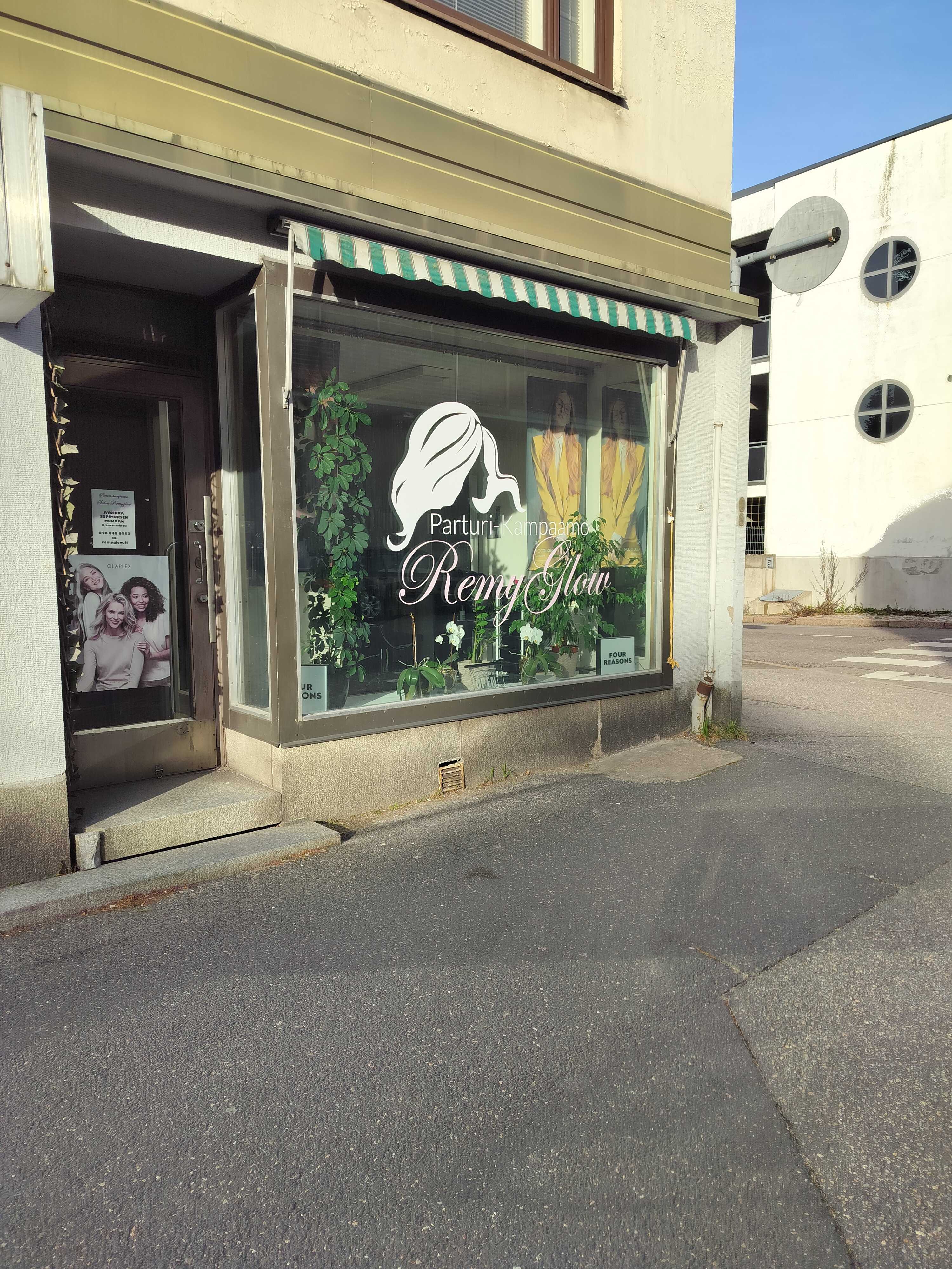 parturikampaamo toimitila hyvinkäänkatu 7