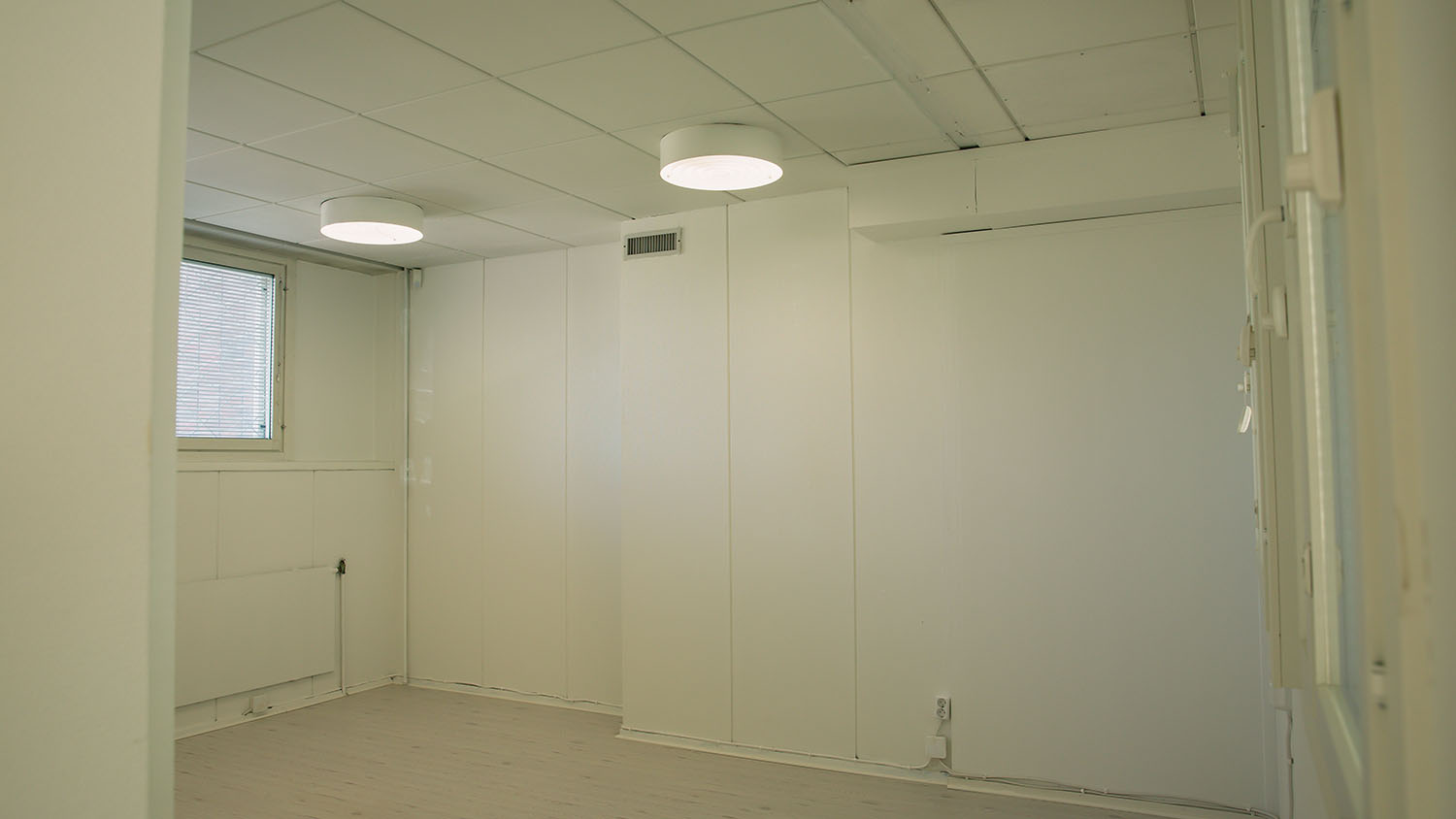 Uudenmaankatu 5-9 hyvinkää liiketila 83m2??