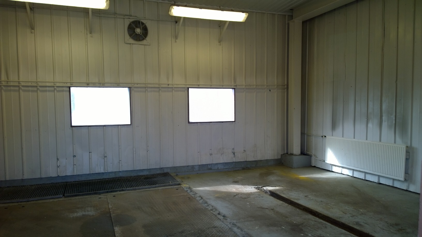 Niinistönkatu 8 talli 3 ja 4 sisältä